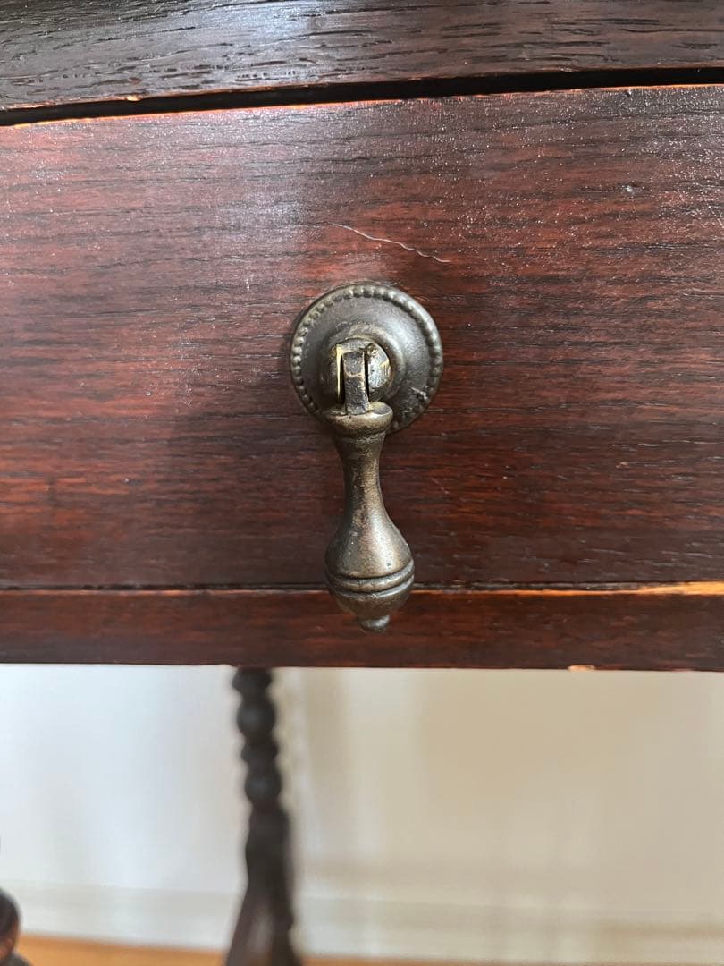 イギリス ホールテーブル ボールターンレッグ　アンティーク