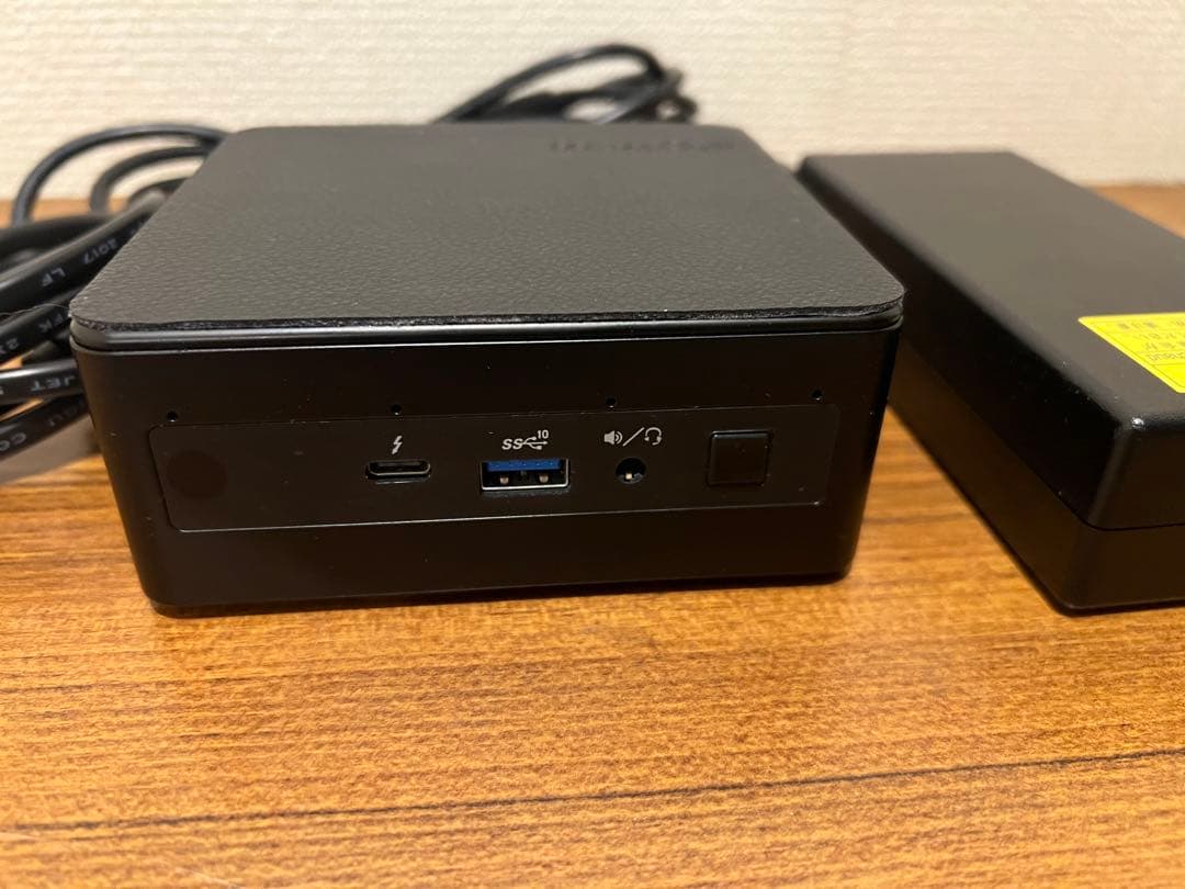 Intel NUC Loopgate i5第11世代 NUC11PAHi5000