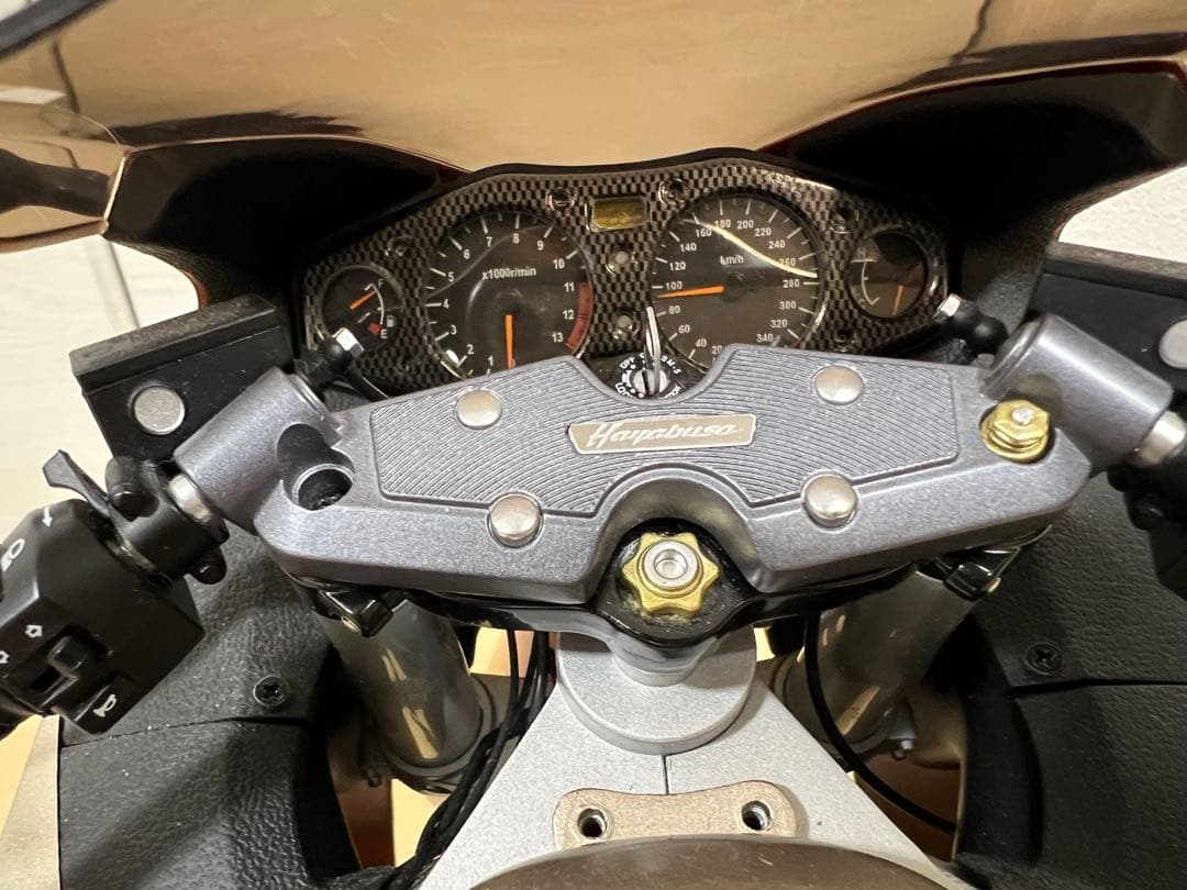 ディアゴスティーニ 1/4 スズキGSX1300R 隼 完成品