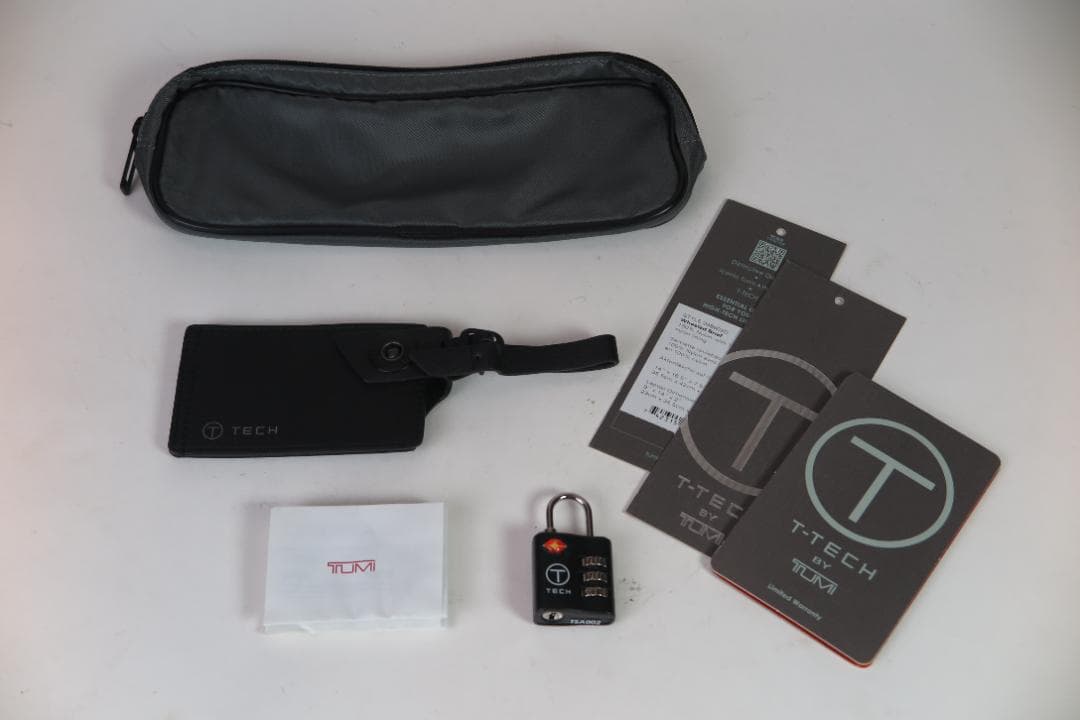 TUMI T-TECH キャリーオン 058602D 出張 機内持込 2輪