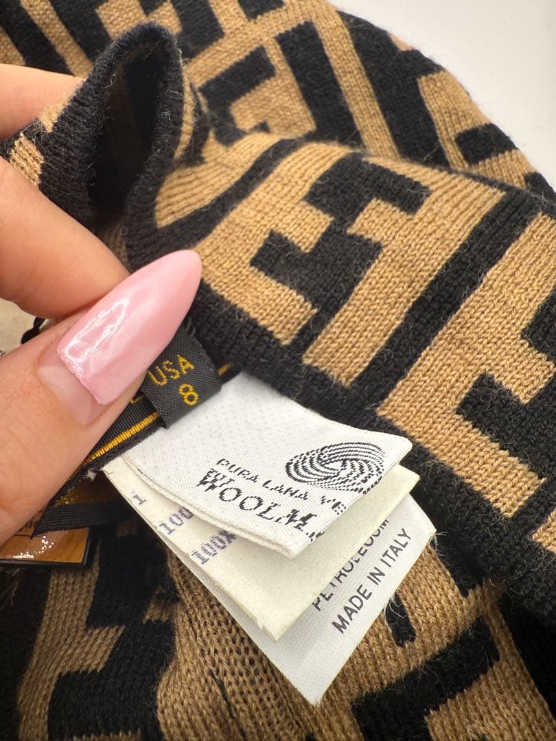 FENDI ズッカ柄 ニット帽 ウールマーク ブラウン