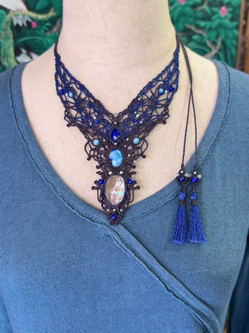 幻の石アフガナイト＆アイリスクォーツ＆ラピスラズリのマクラメ編みネックレス♡