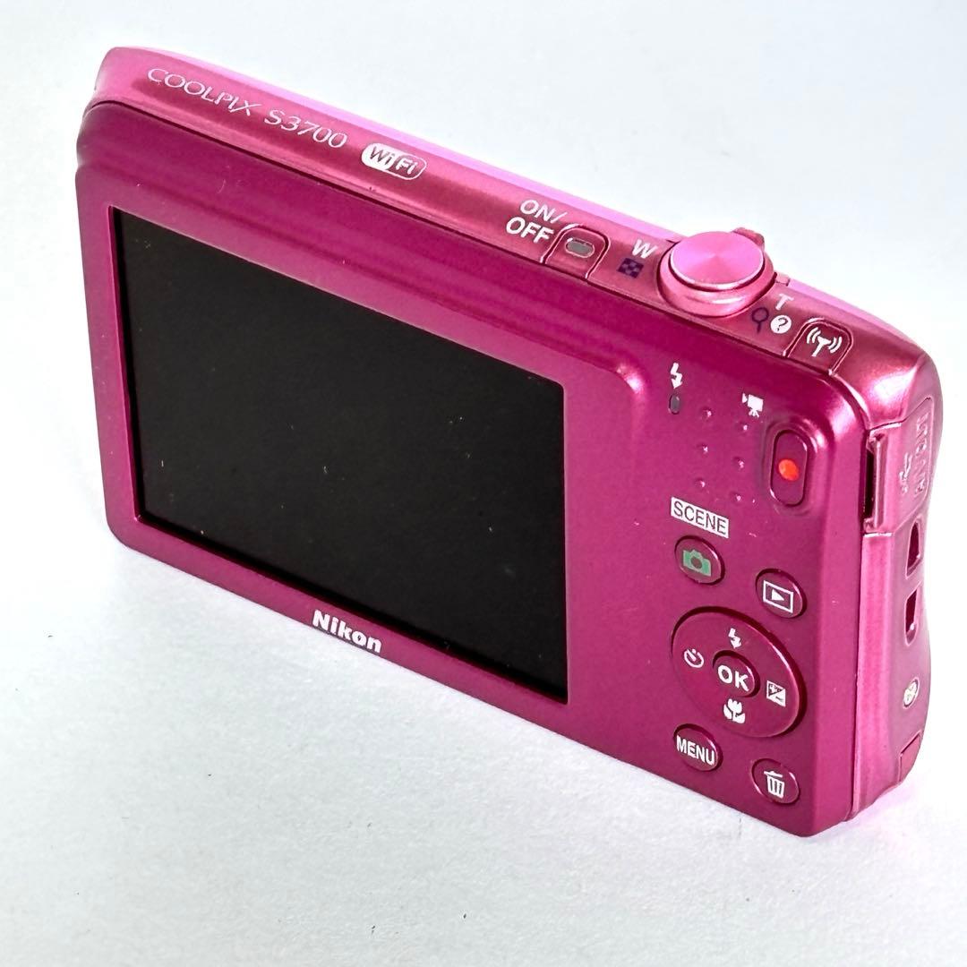 【美品】Nikon COOLPIX S3700 ニコン デジカメ　SDカード付