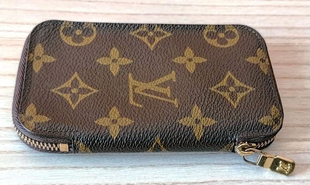 【美品】ルイヴィトン モノグラム キーケース ポシェット6クレ M62610
