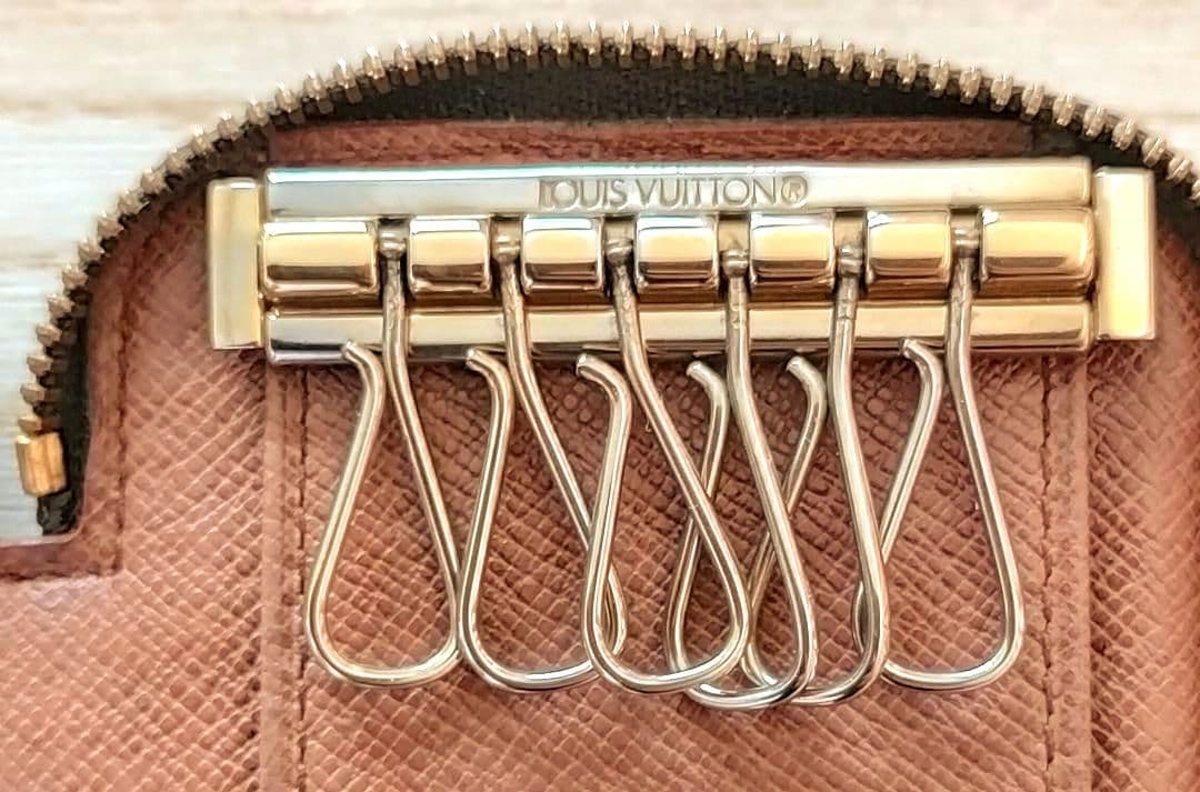 【美品】ルイヴィトン モノグラム キーケース ポシェット6クレ M62610