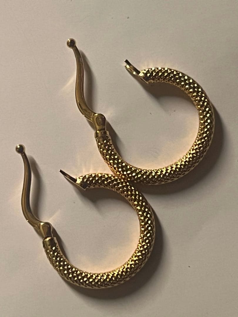 K18(750)ゴールド フープピアス