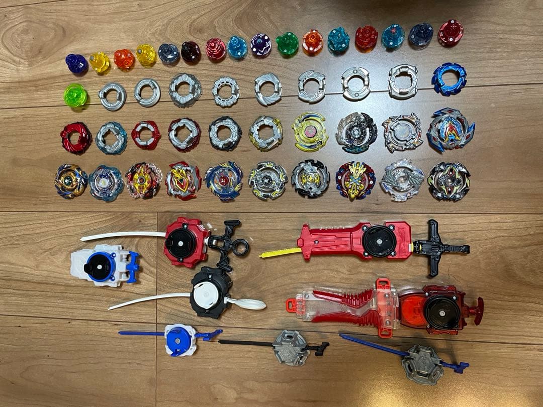 ベイブレードセット（多数、発射器付き）