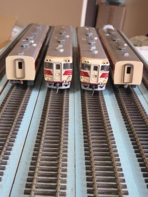 キハ82系 4両セット HOゲージ　(金属製 / カツミ製）