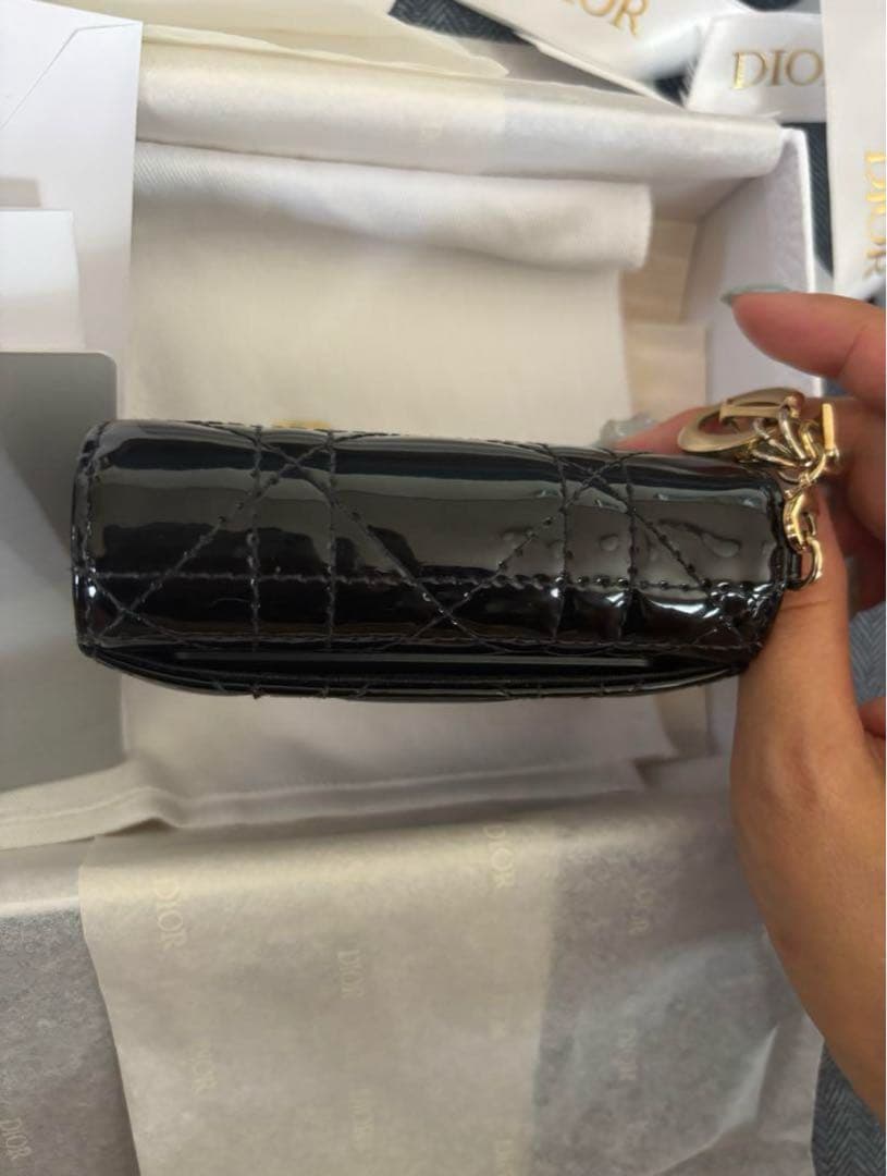 Lady Dior ロータスウォレットカナージュ パテントカーフスキン財布