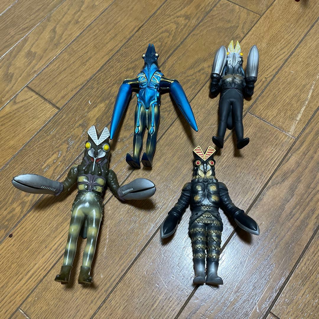 バルタン星人 4体セット