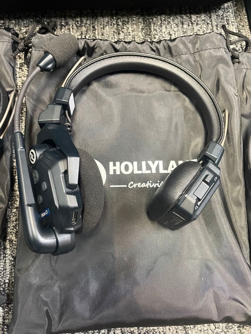 Hollyland Solidcom C1 ワイヤレスインカムシステム　4個