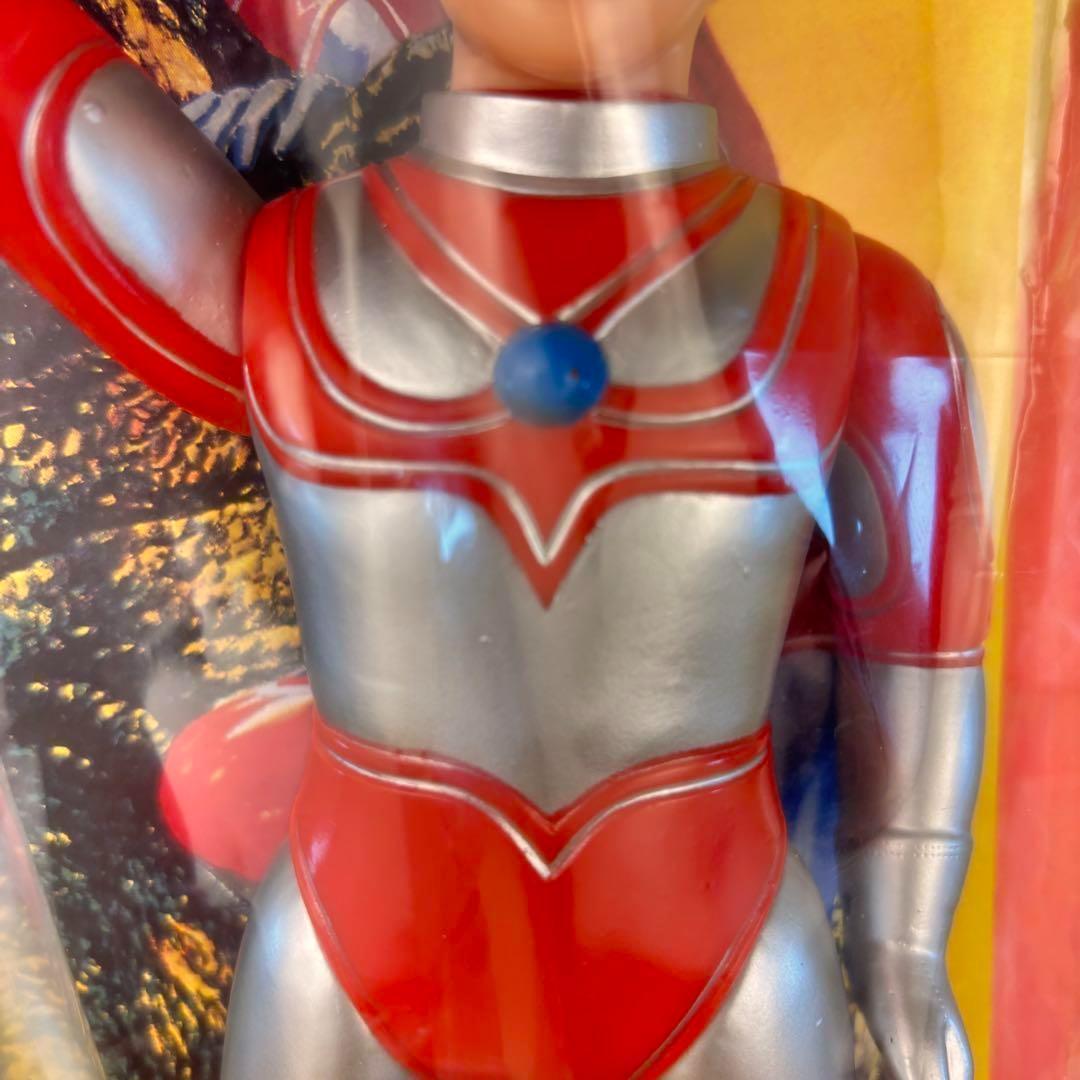 シルバー色　帰ってきたウルトラマン 大サイズ マスク取れ・ブルマァク ロゴ付き