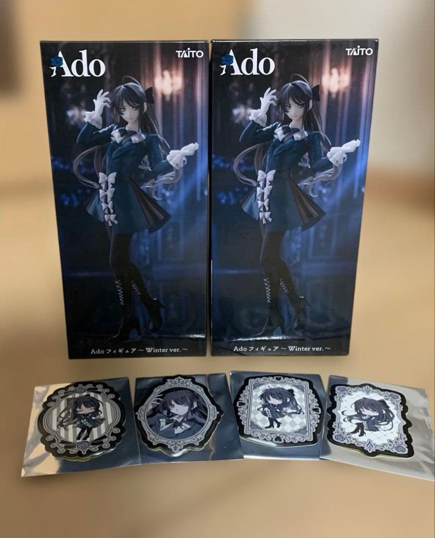 【箱付未開封】ラウンドワン限定 Ado フィギュア　2体セット　ステッカー付き