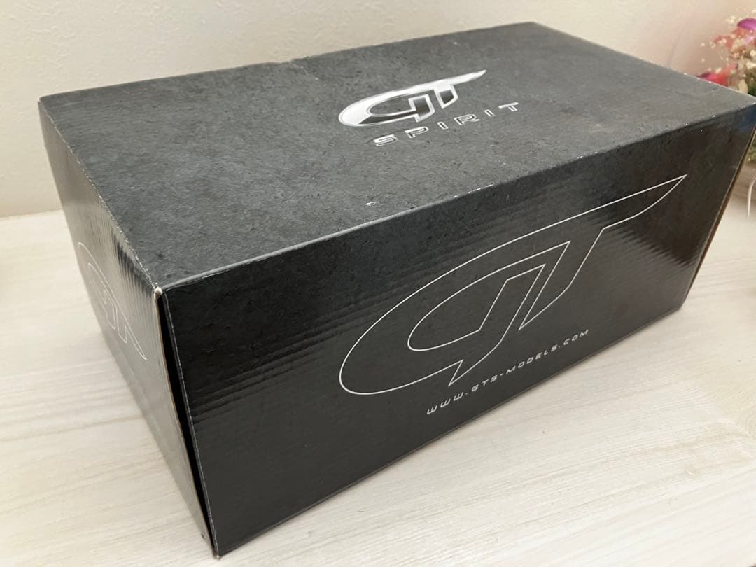 1/18京商 メルセデス AMG GTR