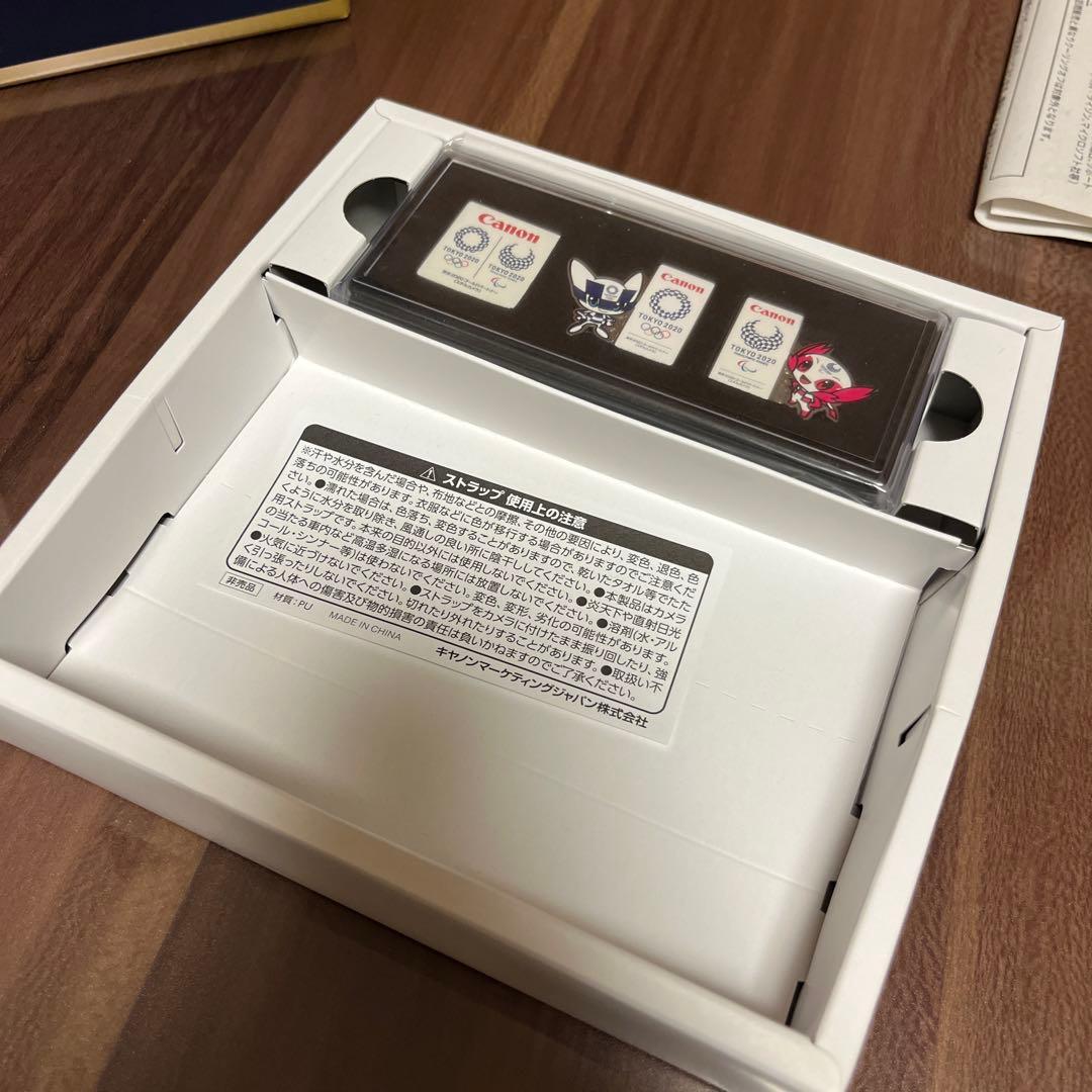 \"限定5,000台モデル\"Canon EOS M200 リミテッドゴールドキット