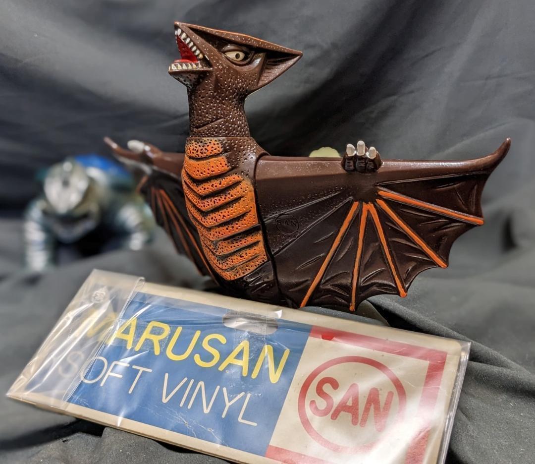 四足ガメラ＆飛行ギャオス（マルサン）ソフビフィギュア３体セット