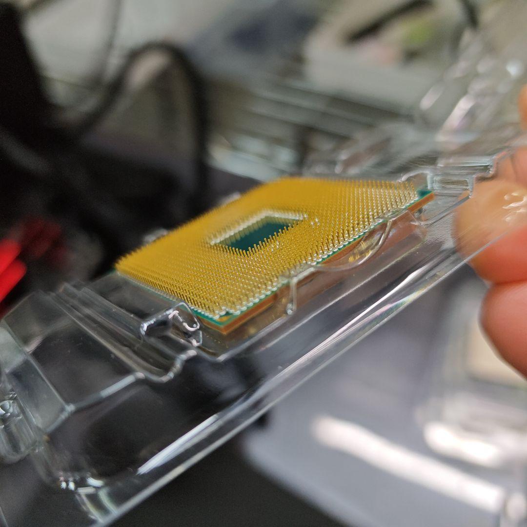 AMD Ryzen 7 5700X3D ⑩