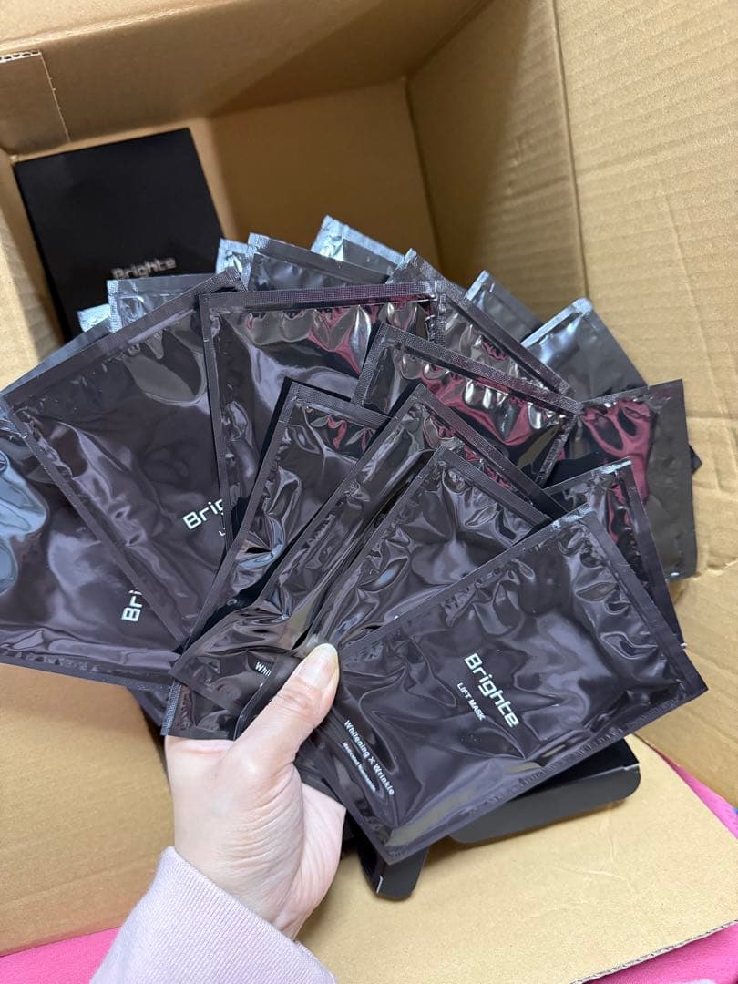 Brighte ELEKI BRUSH+美顔器 LEDライト付き