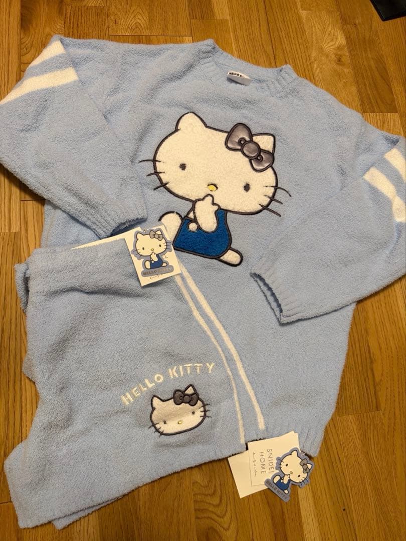 タグ付 HELLO KITTY ルームウェア上下 SNIDEL 