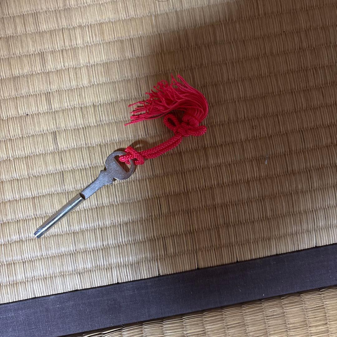 値段相談受付中　アンティーク　高級　桐箪笥　鍵付き