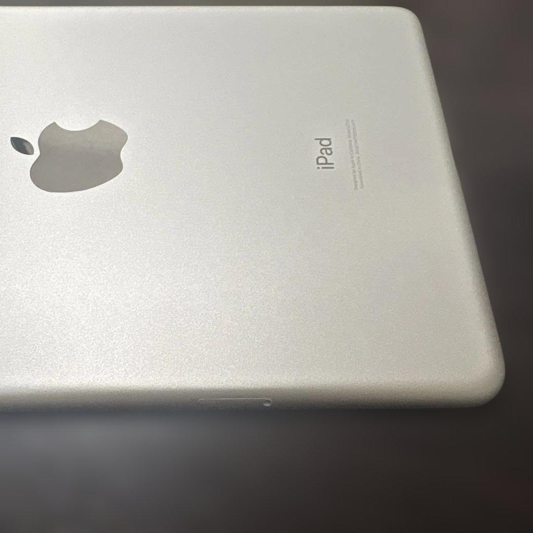 iPad Mini 第5世代 64Gb Wi-Fi + Cellularモデル