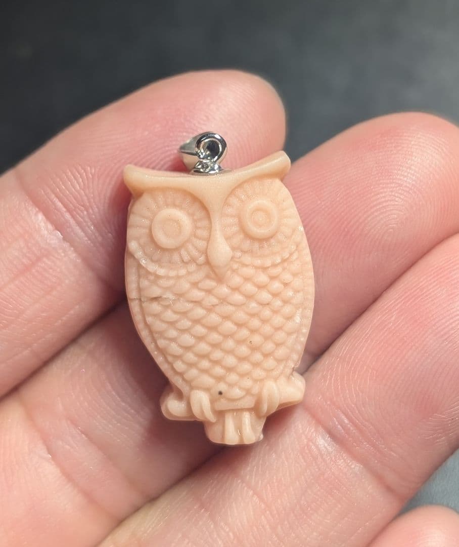 オーダー品確認用可愛いふくろう彫りペンダントトップ8個セット天然石