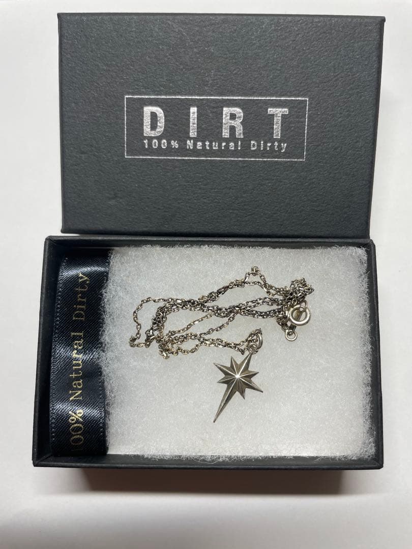DIRT　COMPASS ROSE ネックレス