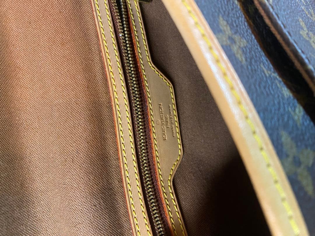 LOUIS VUITTON モノグラム ショルダーバッグ ソローニュ