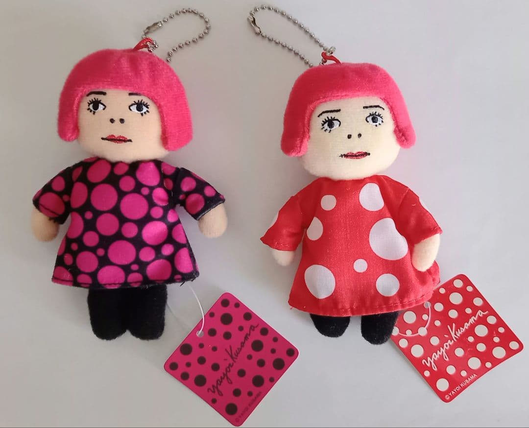 草間彌生 YAYOIちゃん プラッシュ キーホルダー