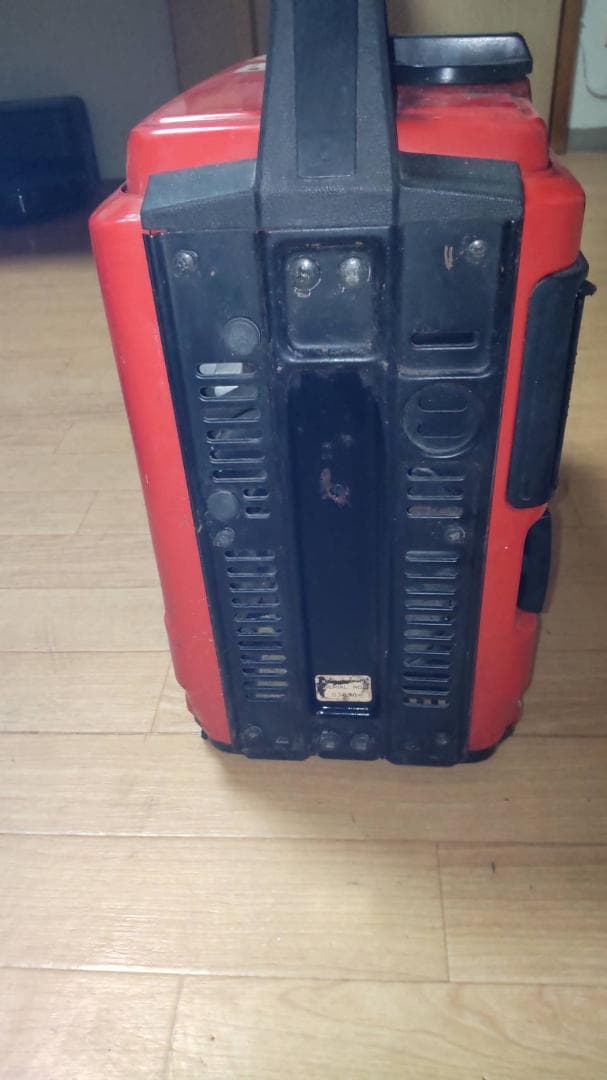 YANMAR（ヤンマー）　発電機　YGS750　レッド