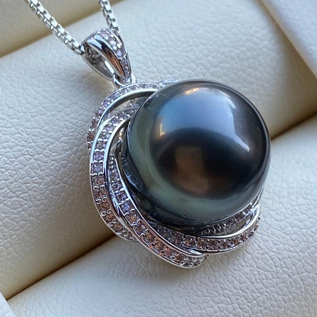 本真珠　南洋黒蝶真珠ネックレストップ　13mmダークグリーンPT884