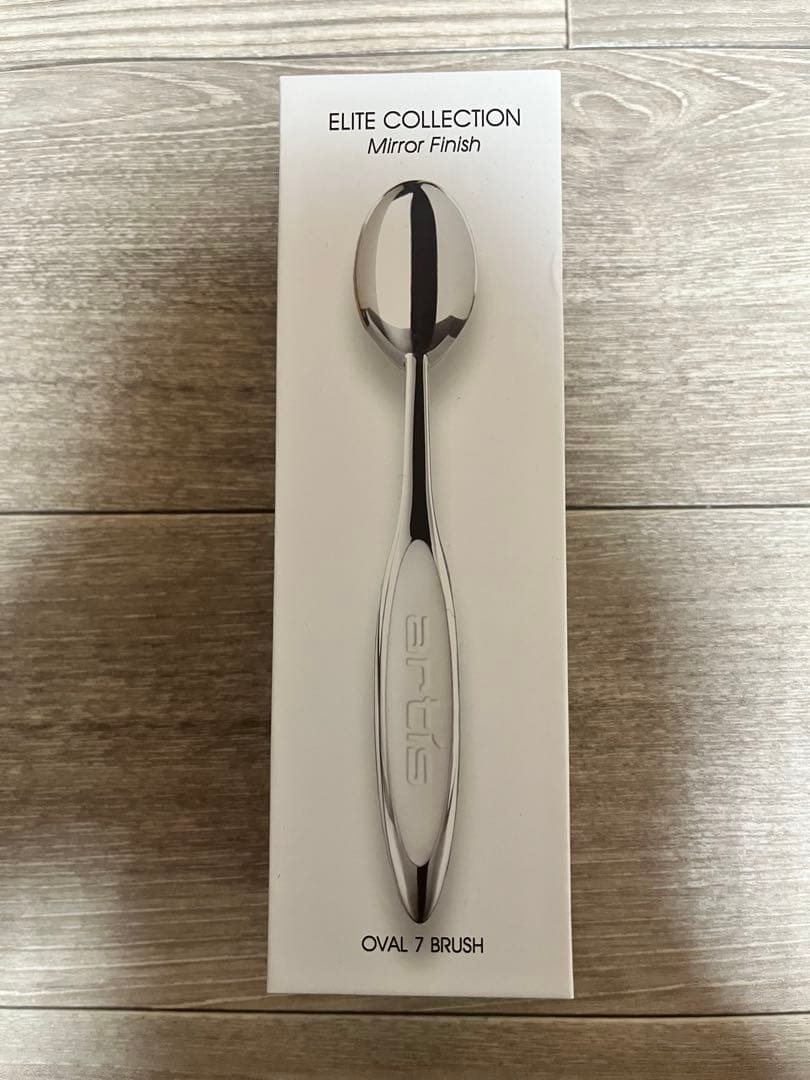 Artis メイクアップブラシ オーバル7