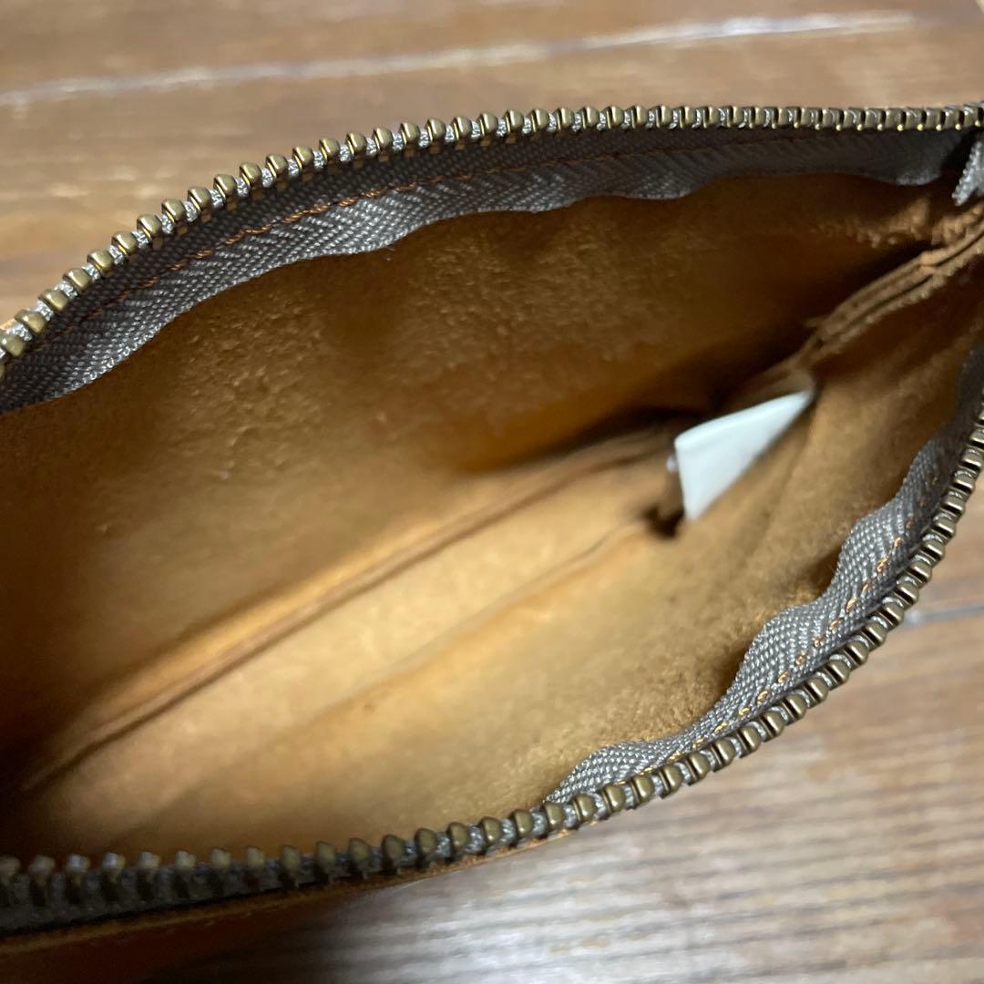 STUSSY livin' GENERAL STORE レザーポーチ