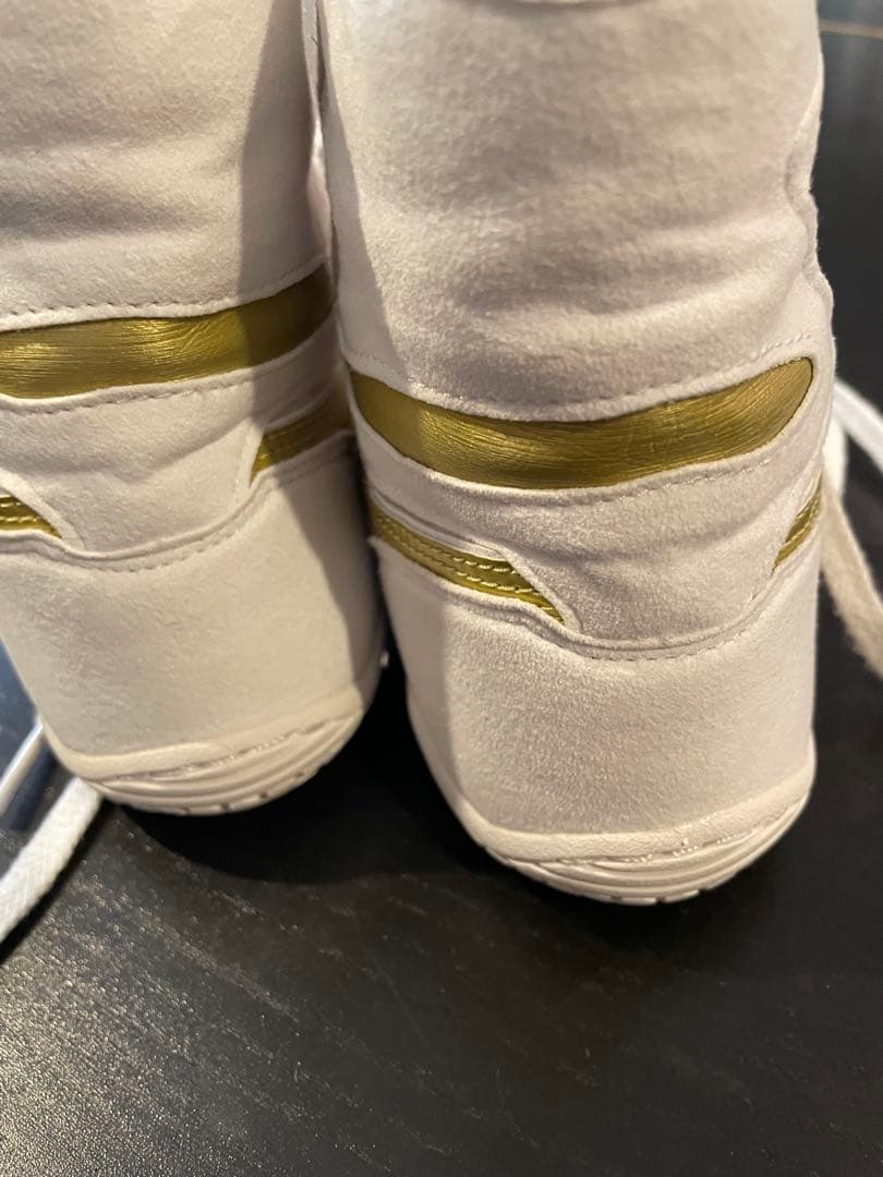 ASICS リングシューズ ホワイト/ゴールド