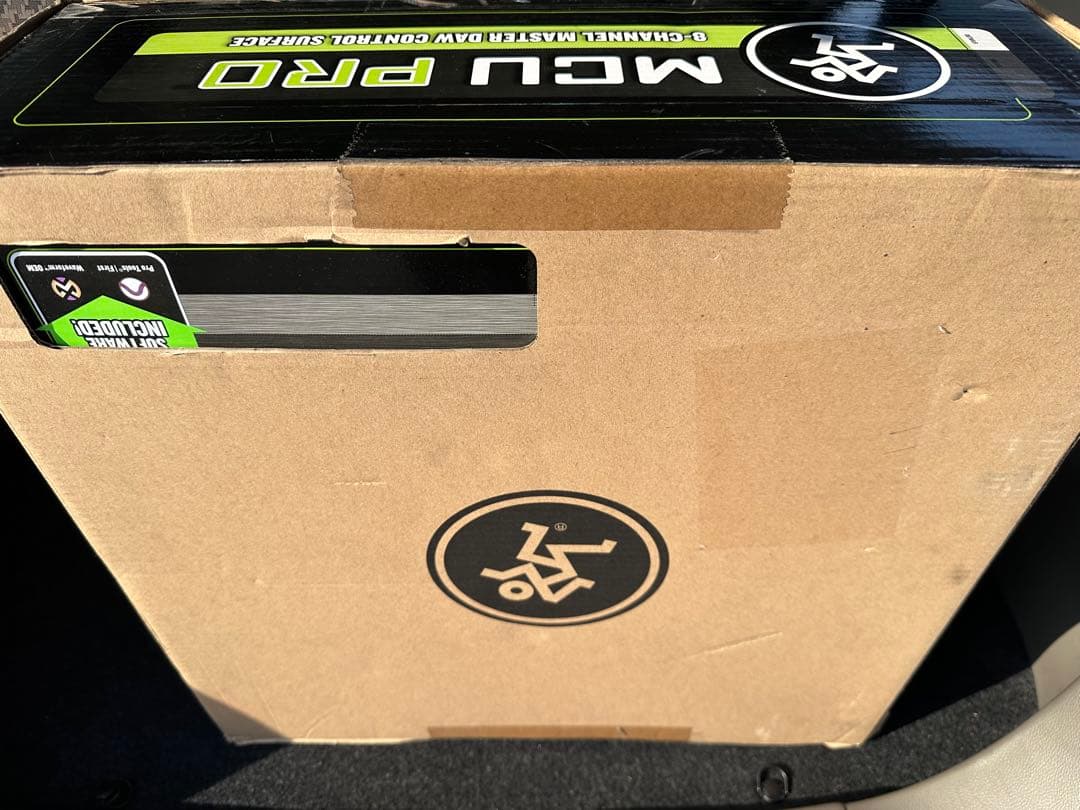 MACKIE マッキー DAWコントロールサーフェス MCU Pro 国内正規品