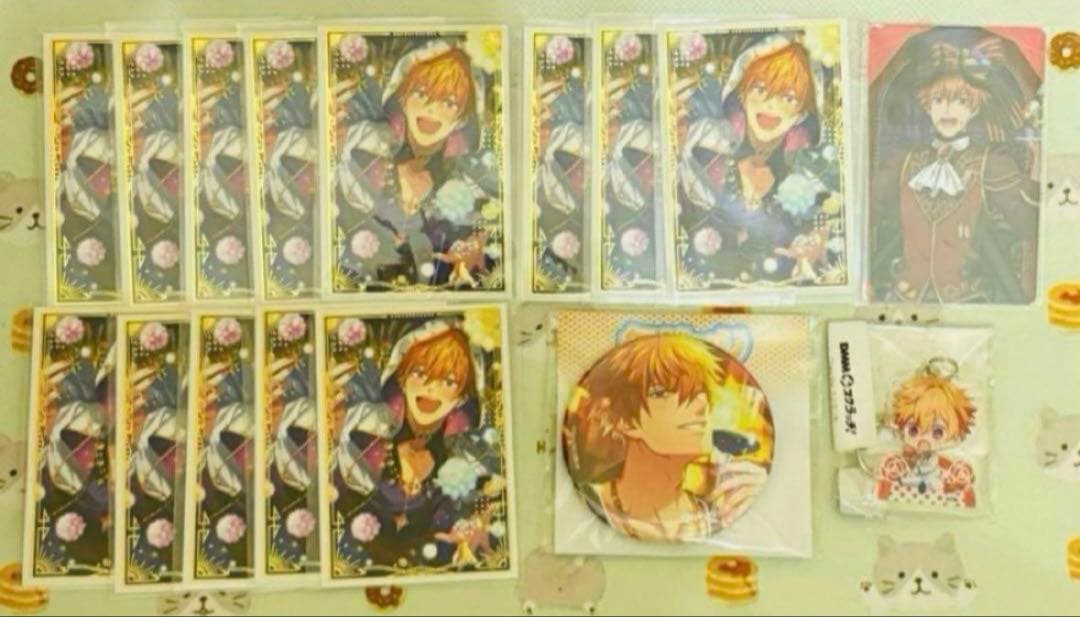 おべいみー　ベール　チェキ13枚　ボイスカード　ホロ缶バッジ　アクキー