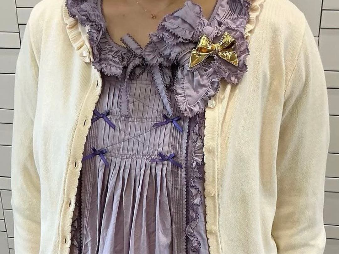 新作❣️希少完売品❣️新作PINKHOUSE ゴールドリボン型クリップ❣️新品未使用