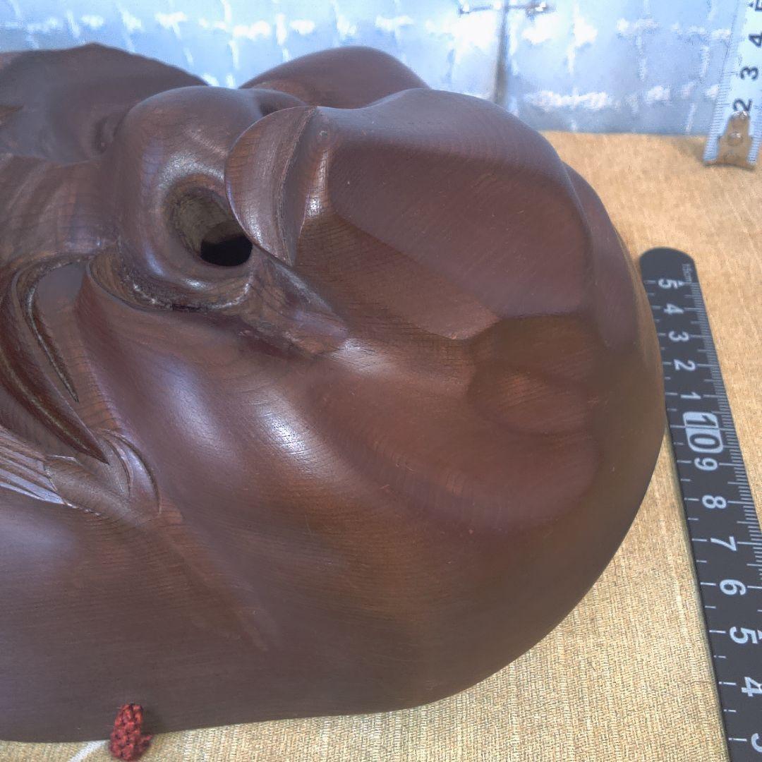 木製 伝統的な顔の彫刻 お面