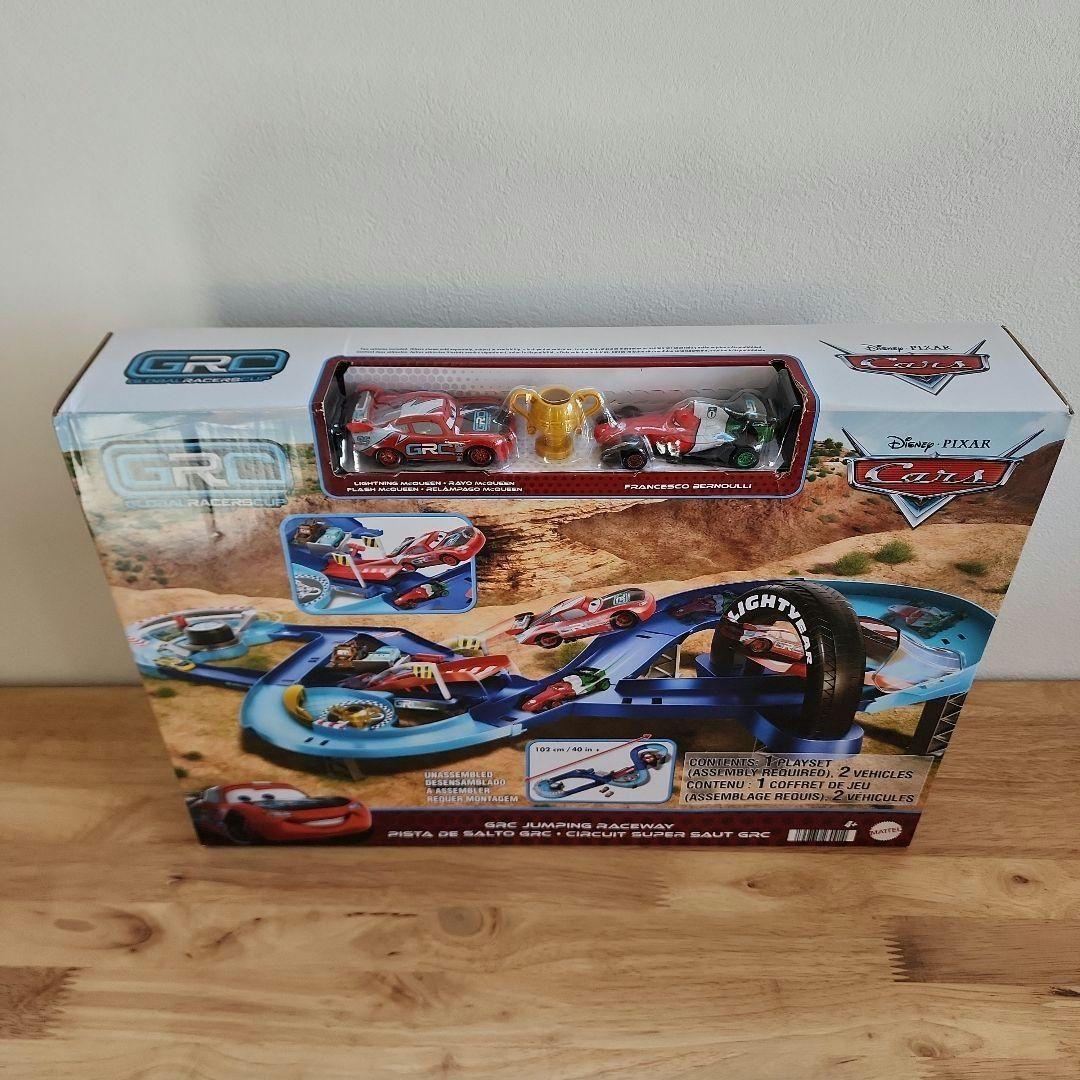 マテル カーズ GRC プレイセット ミニカー2台 マックィーン フランチェスコ