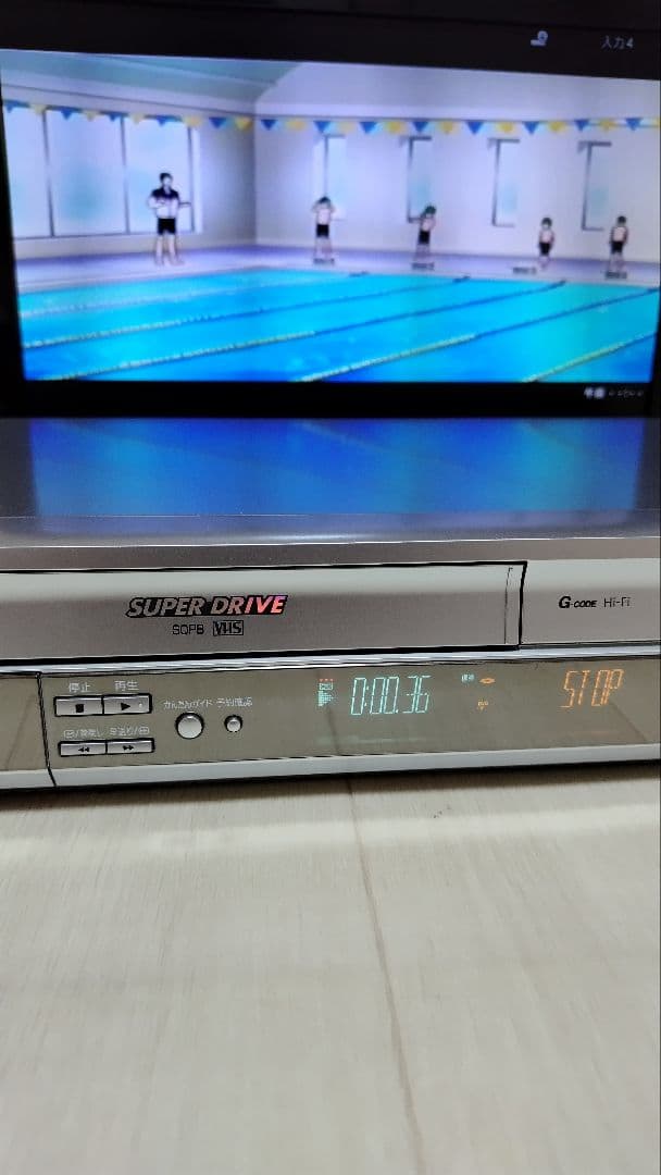 【動作品】Panasonic　DVDプレーヤー一体型ビデオ　NV-VP30