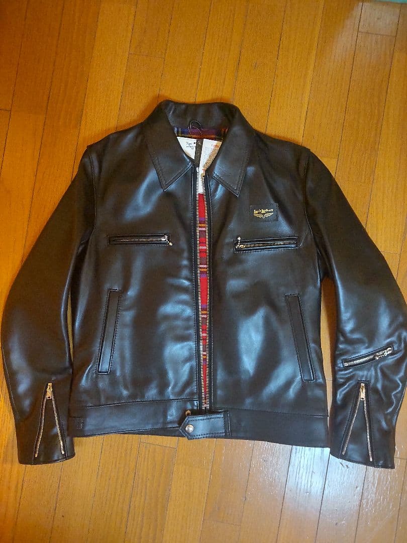 新品未使用品ルイスレザードミネーター タイトフィット