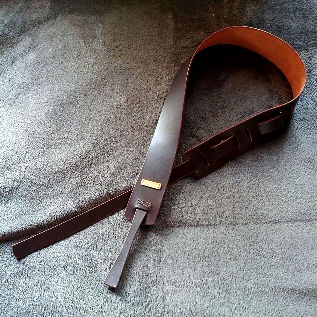 ギターストラップ 国産ヌメ革使用 ハンドメイド 金具無しタイプ ダークブラウン