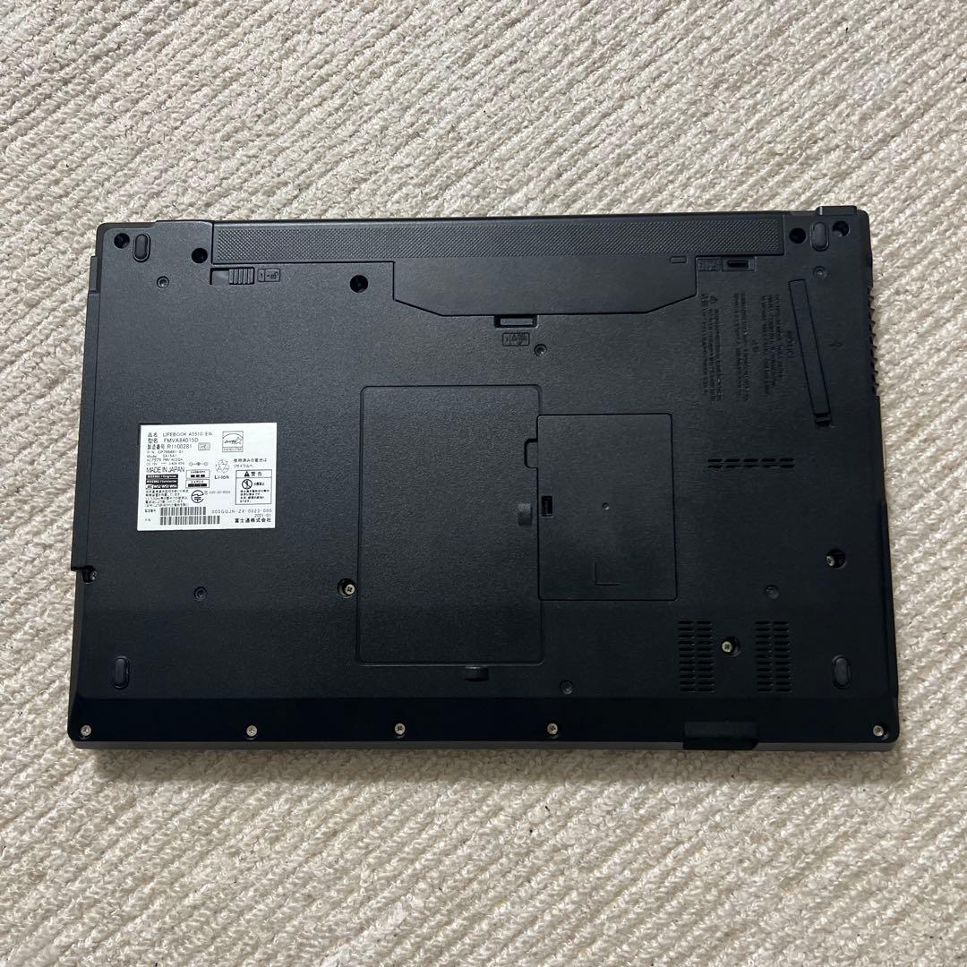 富士通 LIFEBOOK A5510/EW 型名：FMVA84015D