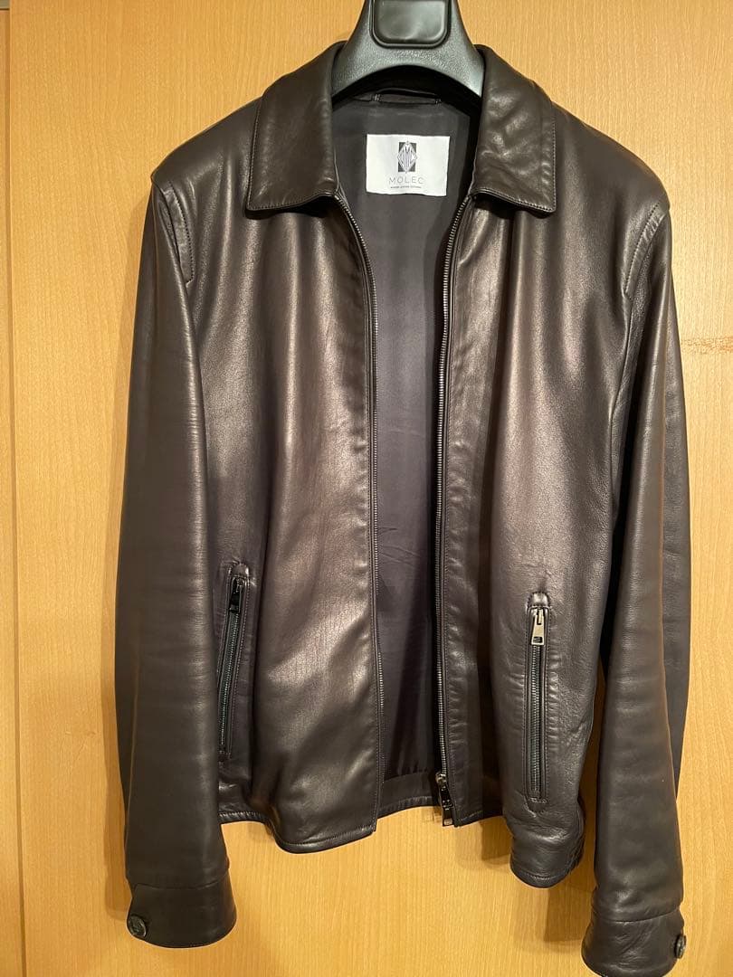 MOLEC/モレック 襟付きシングルライダースジャケット/プロンジェラムレザー