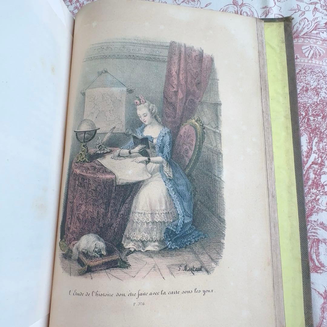 セールフランスアンティーク　ゴールドの装丁が美しい本　1800年代　古書