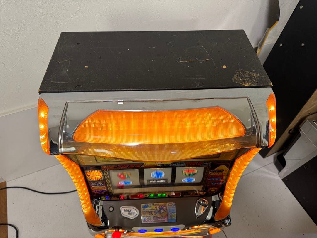 パチスロ 実機 4号機 初代 秘宝伝 本体 不要機 設定キー ドアキー