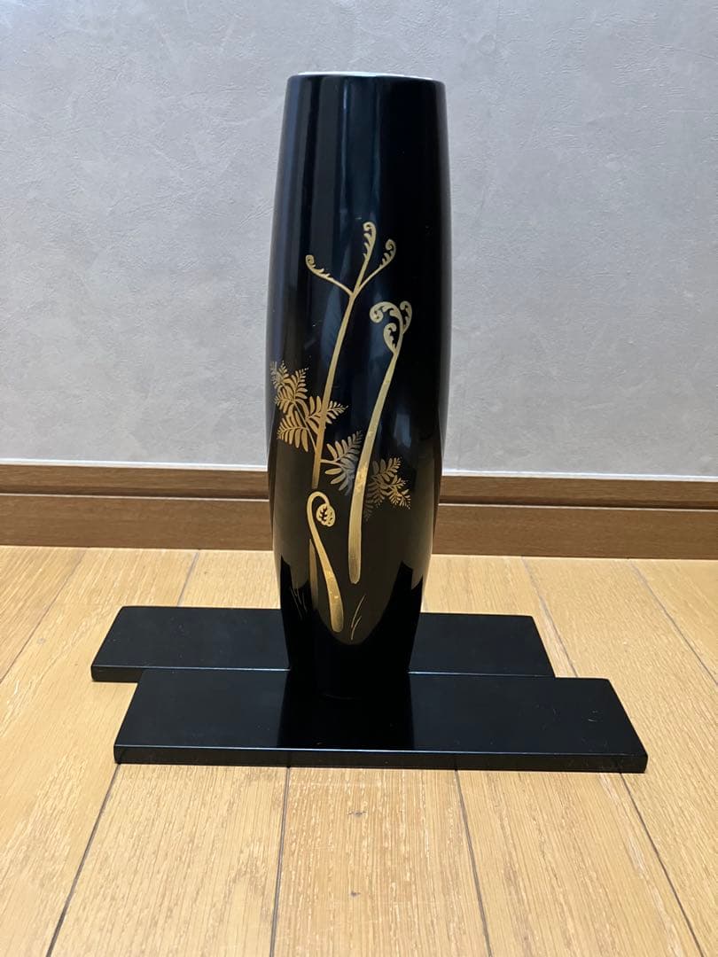 さわらび文 花生 黒 3.0✖︎9.3寸 胴張形花瓶 わらび 水板付