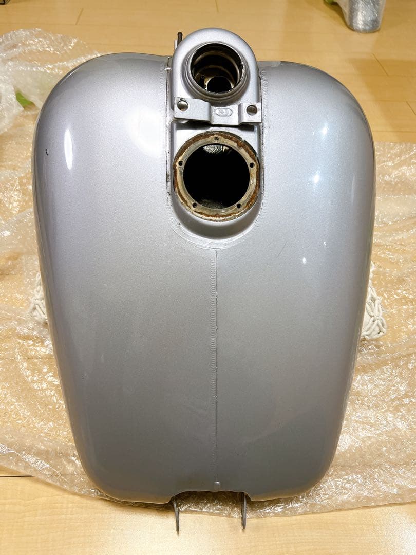 FXD ダイナ 純正タンク 〜03年 程度良好 FXDX