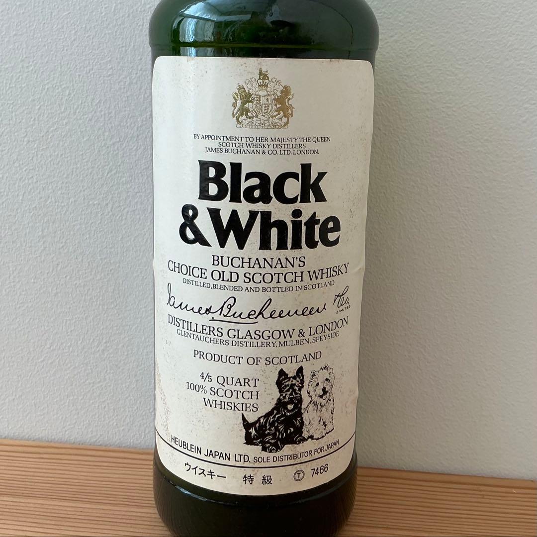 【未開栓】Black&Whitスコッチウイスキー 4/5Quart 760ml