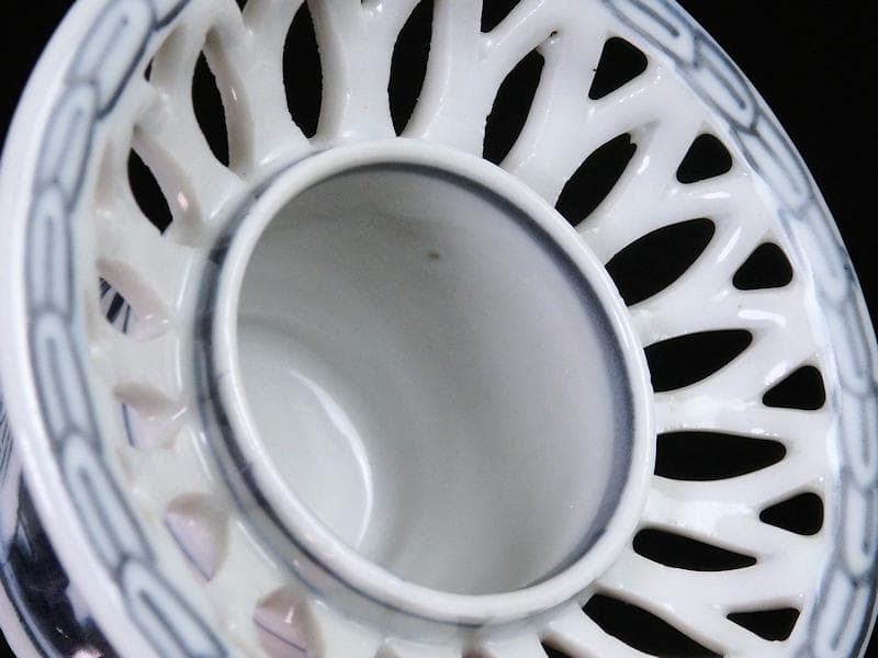 古伊万里　染付　透かし　波千鳥の図　盃台　D195AS-fbhb